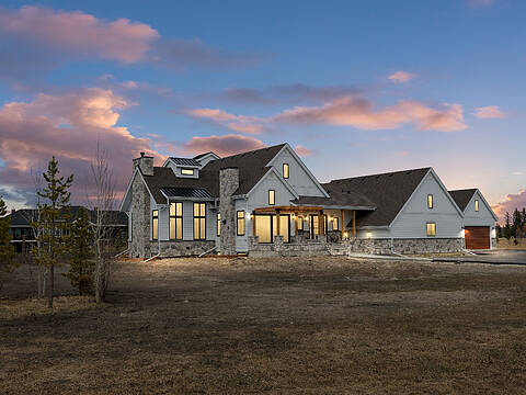 155 Grandview Way, Springbank