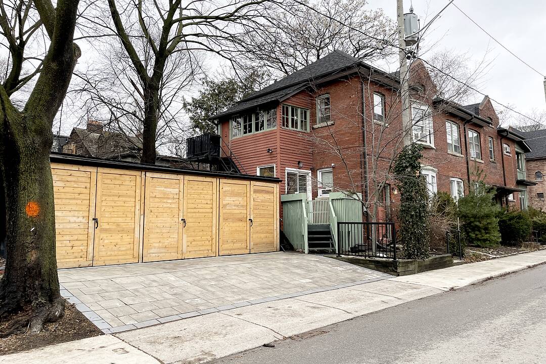 179 Lowther Ave, Toronto, Ontario