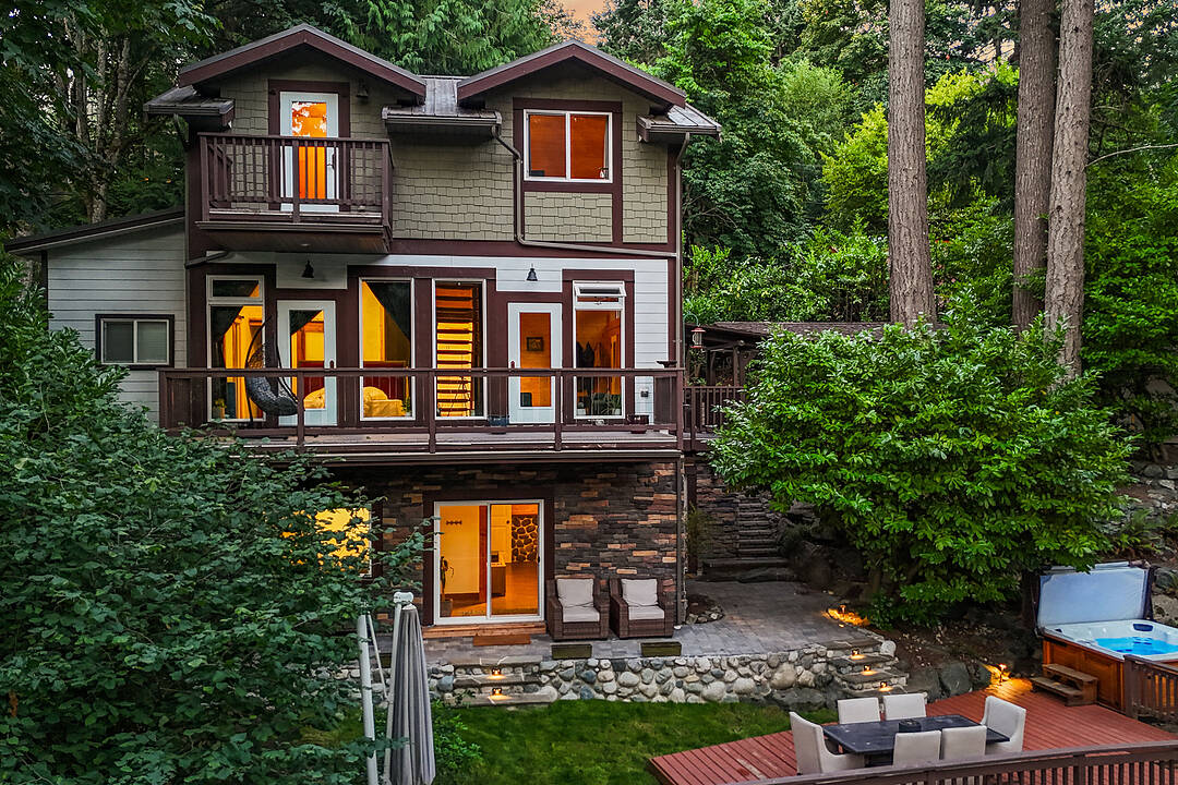 1713 Falcon Heights Road, Langford, British Columbia