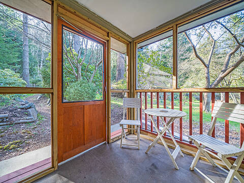 1305 Chevy Chase Lane, Bowen Island