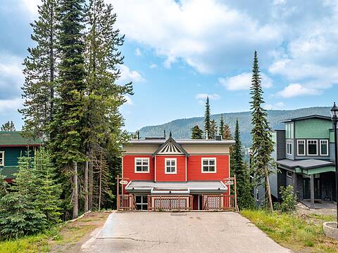 2-560 Monashee Road, Silver Star