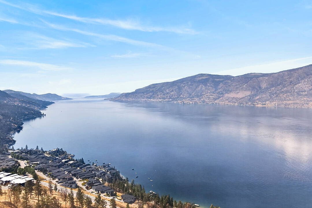 209-9652 Benchland Drive, Lake Country, British Columbia