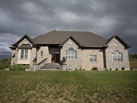 7 Diamondwood Drive, Caledon