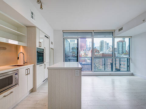 39 Sherbourne St #1004, Toronto