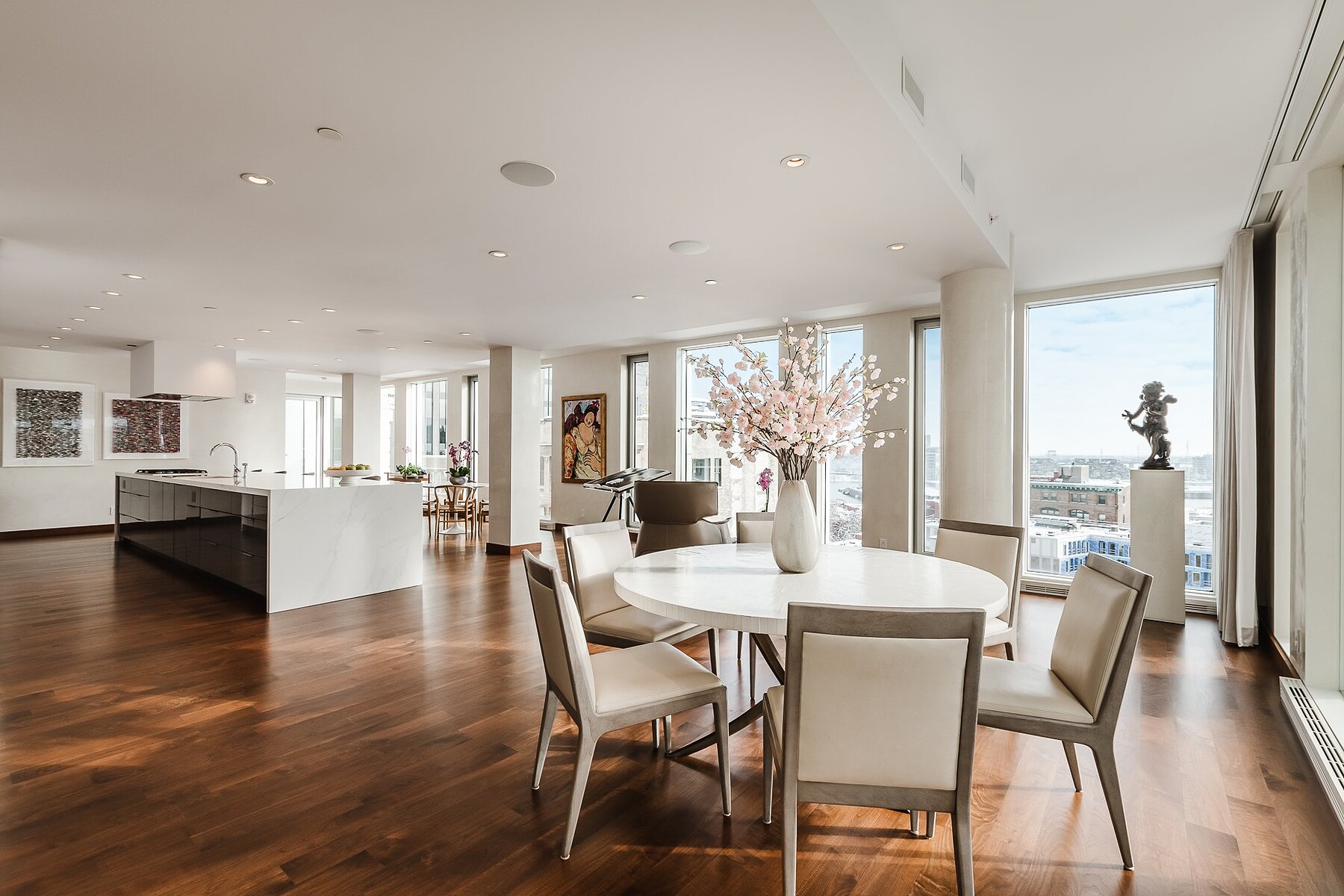 221 Rue StJacques, Apt. 1401, VilleMarie, Québec Sotheby's