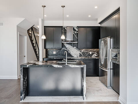 675 Victoria Road N #10, Guelph