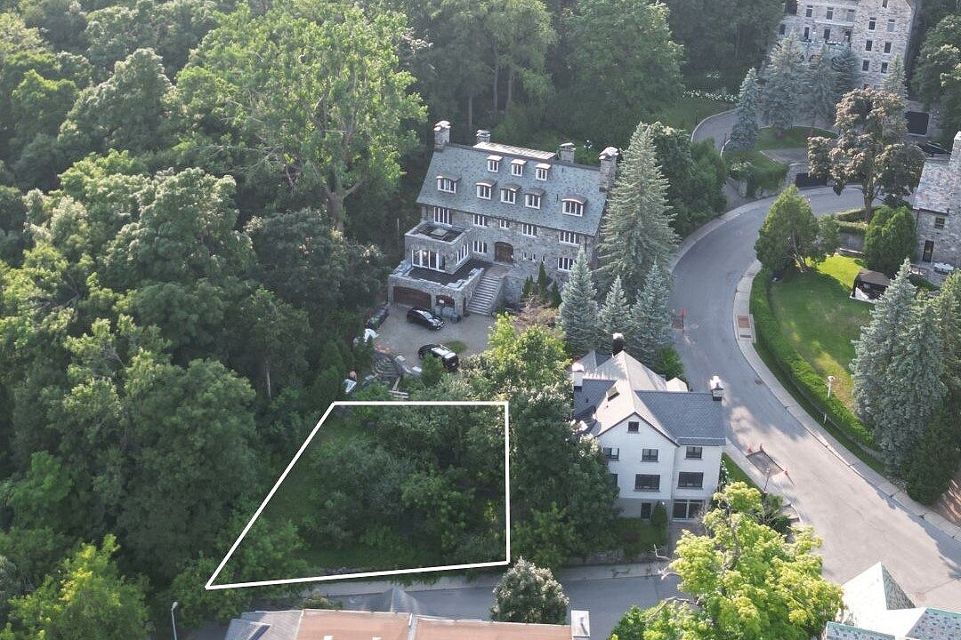 Rue RedpathCrescent, VilleMarie, Québec Sotheby's International