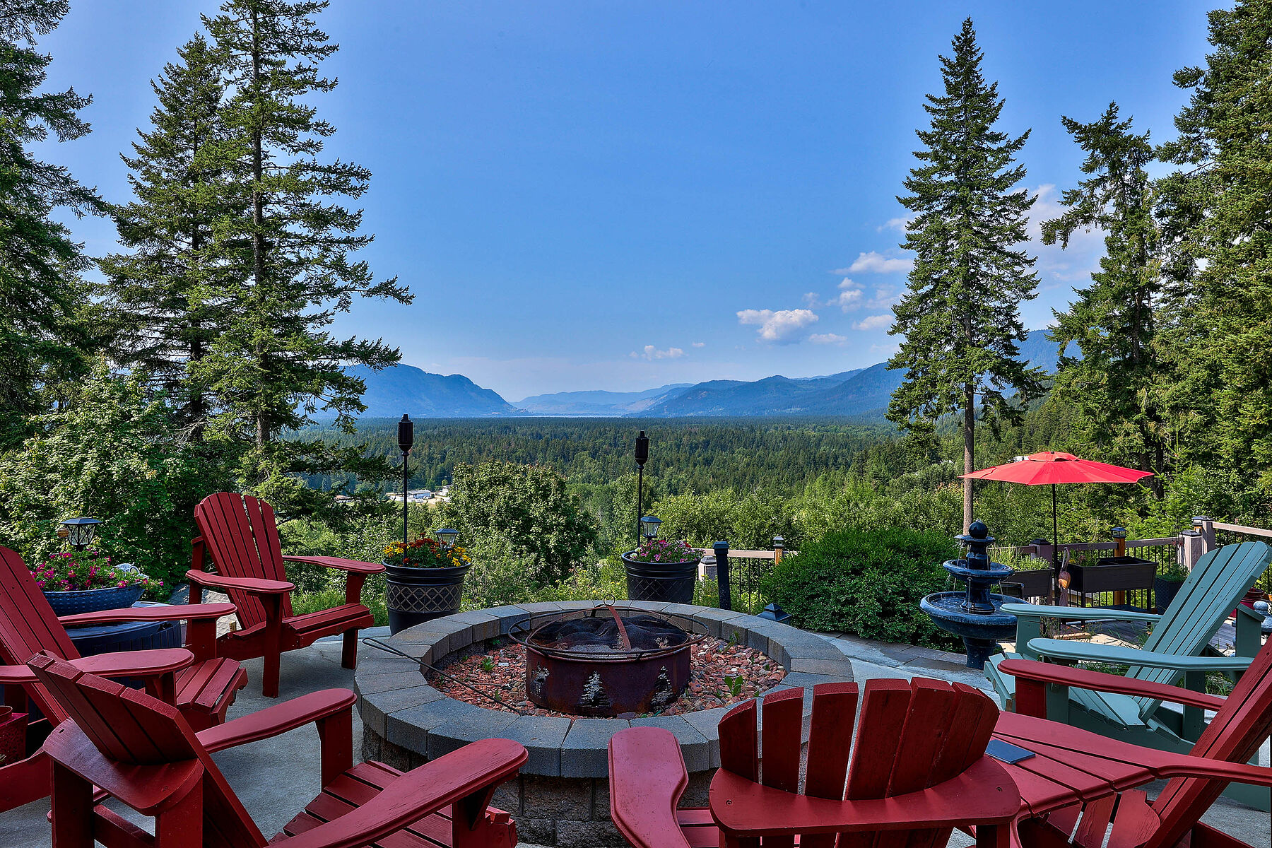 152481 SquilaxAnglemont Road, Lee Creek, British Columbia Sotheby's