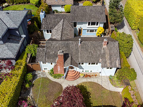 2245 Fulton Avenue, West Vancouver