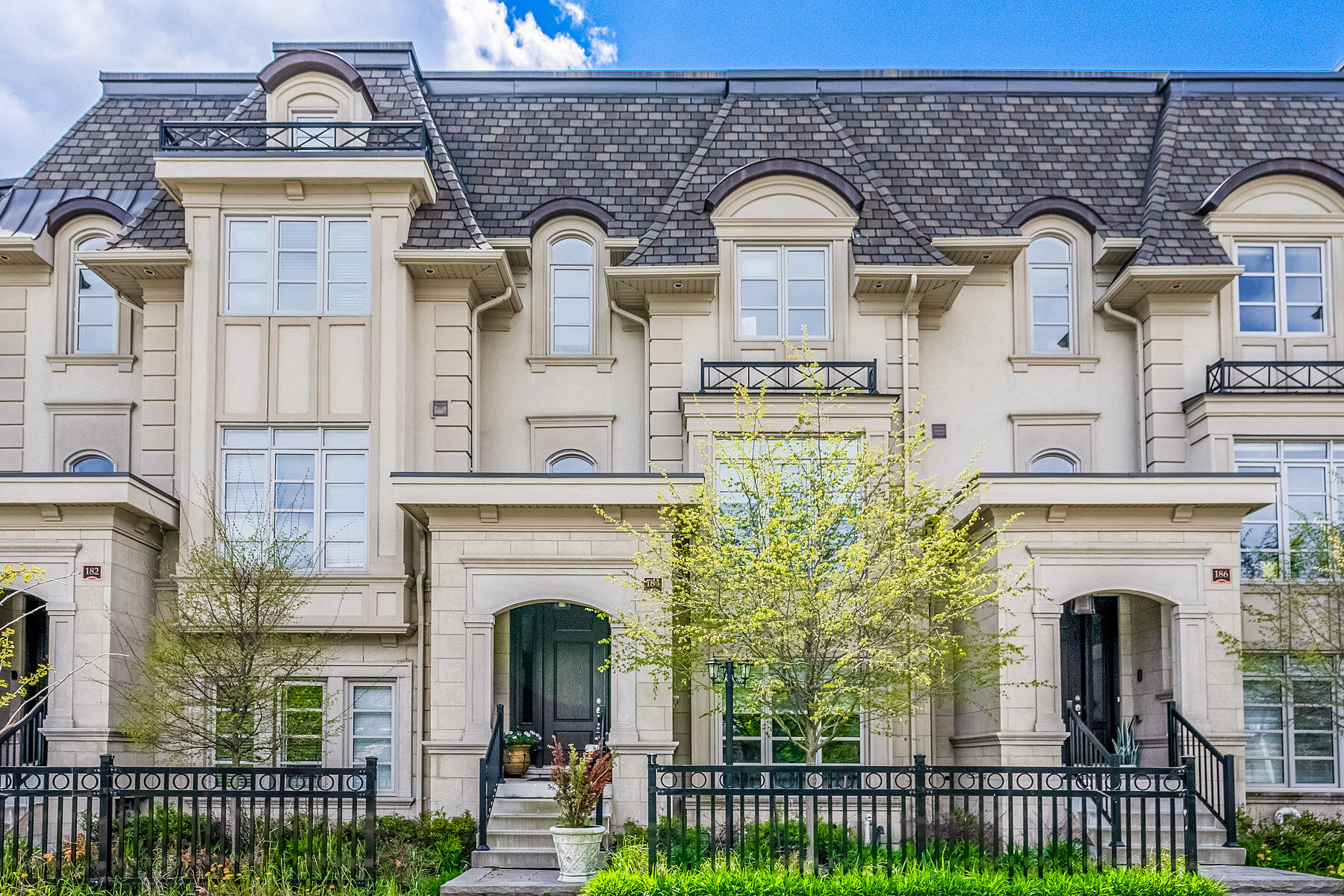 184 Dorval Drive, Oakville, Ontario Sotheby's International Realty Canada