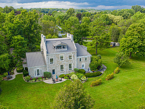 8 Starr Pl, Kingston