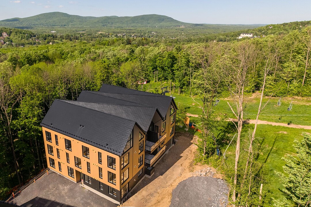 Ch. des Diligences, Bromont, Québec