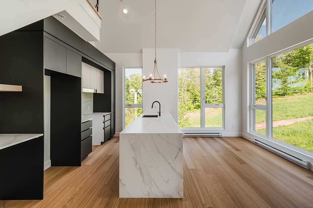 Ch. des Diligences, Bromont, Québec