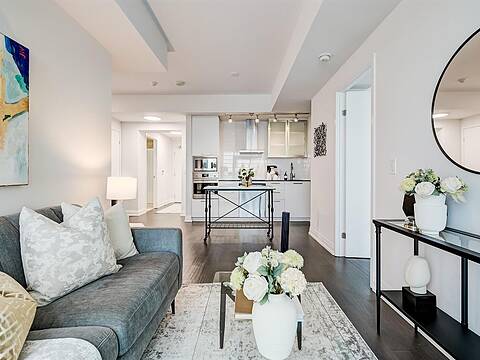 14 York St #4706, Toronto