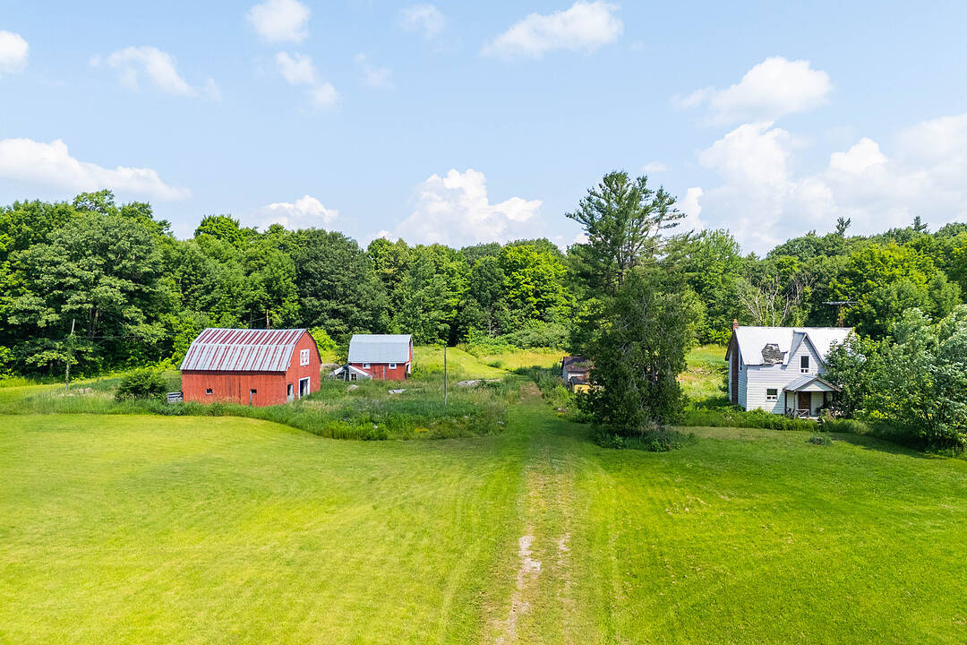 1316 Graham Road, Gravenhurst, Ontario