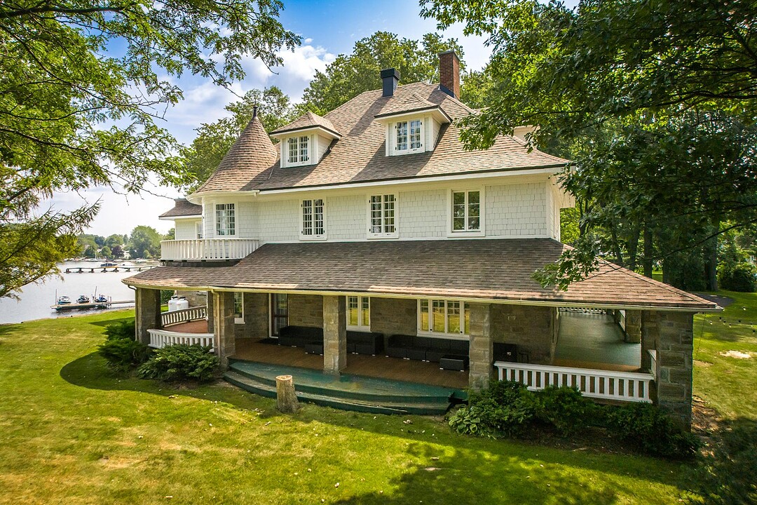 1305 Ch. du Lac-St-Louis, Léry, Quebec