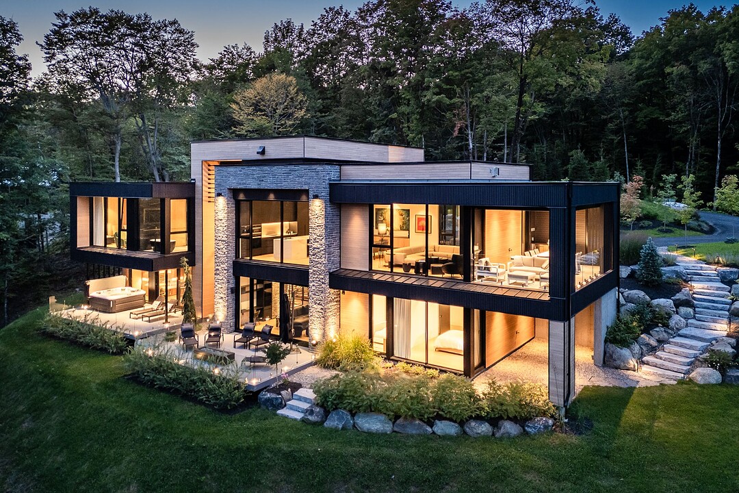 96-2 Rue Cleary, Bromont, Québec