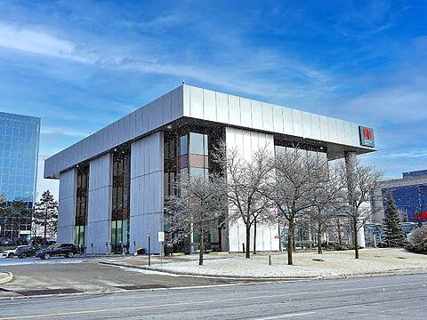 500 Highway 7 E #303, Richmond Hill