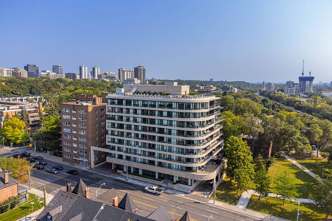 285 Avenue Rd #501, Toronto, Ontario