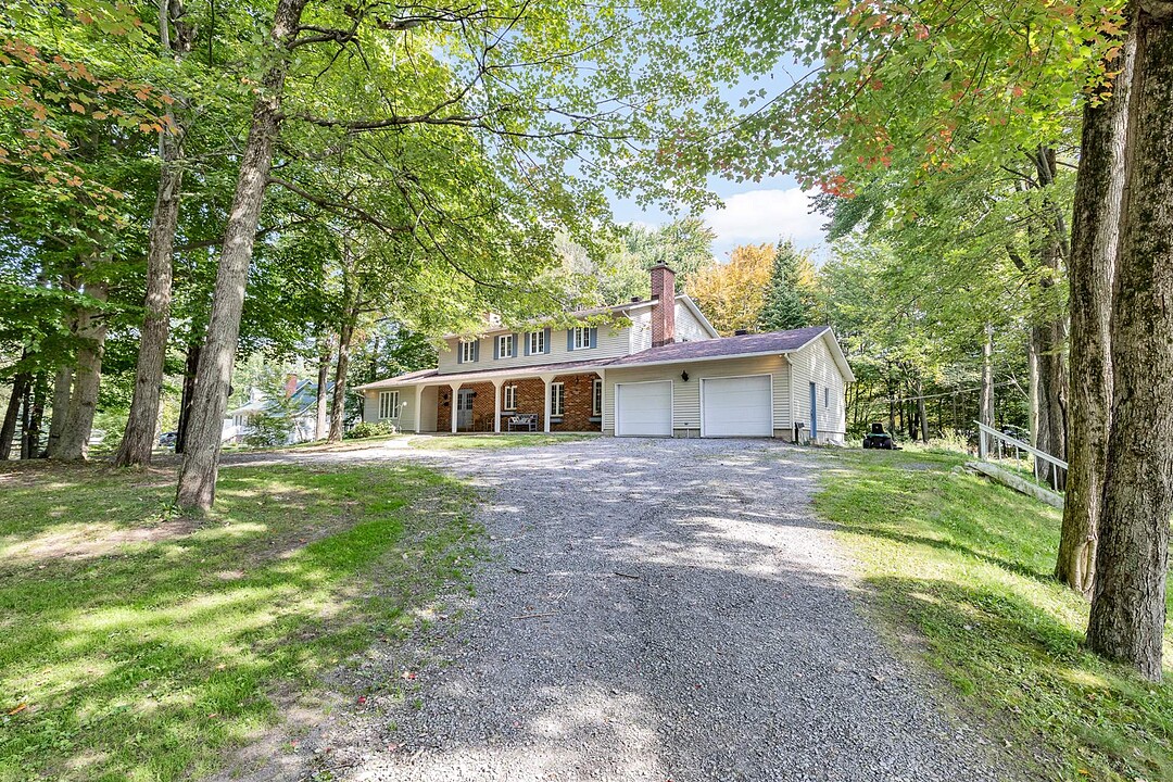 1635 Rue Blueberry Forest, Saint-Lazare, Québec