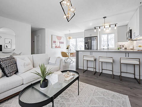 4075A Lawrence Ave E, Toronto