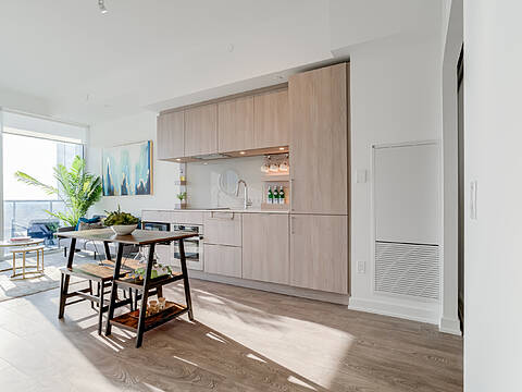 28 Ann St #1806, Mississauga