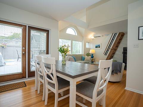 1346 Laburnum Street, Vancouver