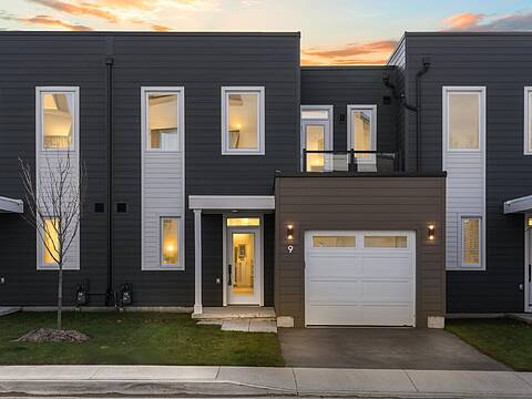 19B West St #9, Kawartha Lakes