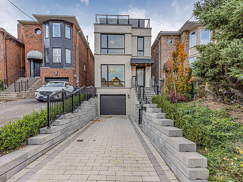 678 Oriole Pkwy, Toronto