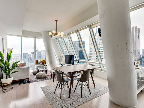 8 The Esplanade #5504, Toronto