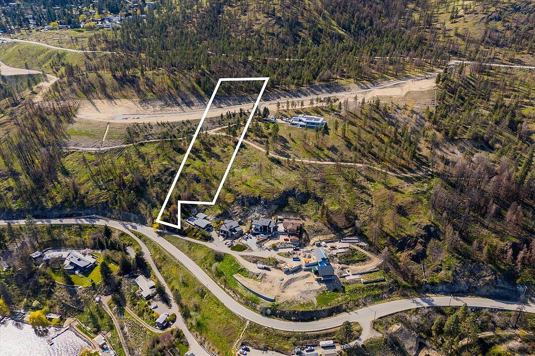 6-1045 Bear Creek Lane, West Kelowna, British Columbia