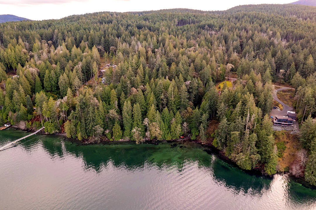 8843 Stoney Hill Road, Duncan, British Columbia