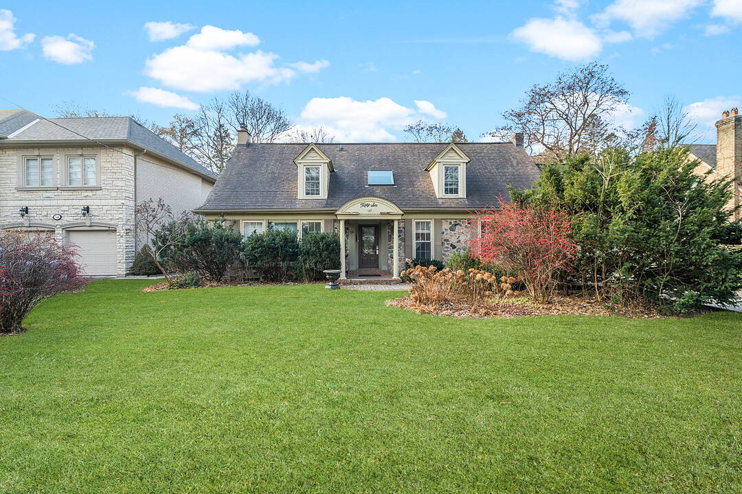 56 Edgehill Rd, Toronto, Ontario