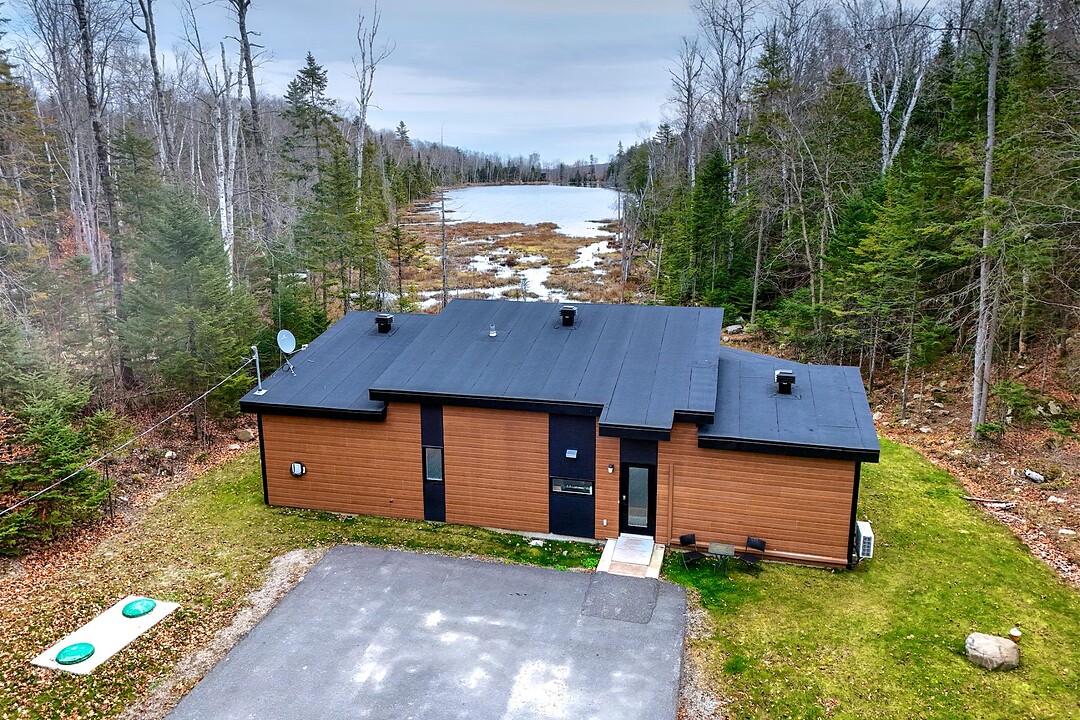 224Z Ch. du Lac-Lili, Chertsey, Québec