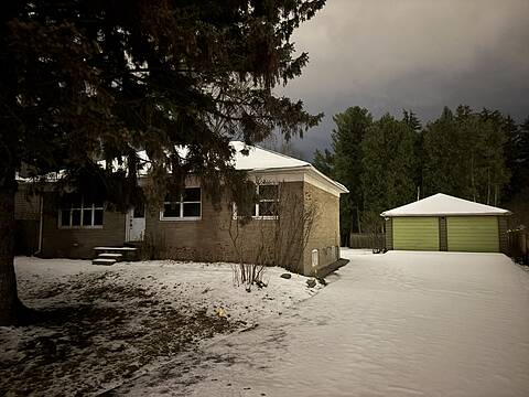 1014 Melvin Ave, Oakville