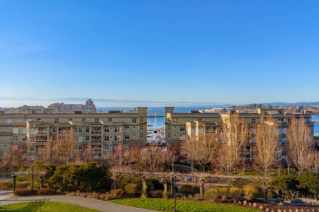309-165 Kimta Road, Victoria, British Columbia