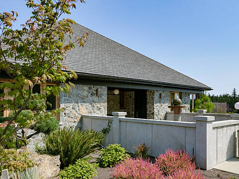 735 Arden Road, Metchosin