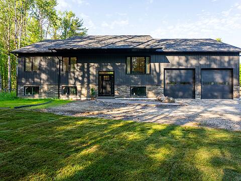 1064 Laidlaw Avenue, Washago