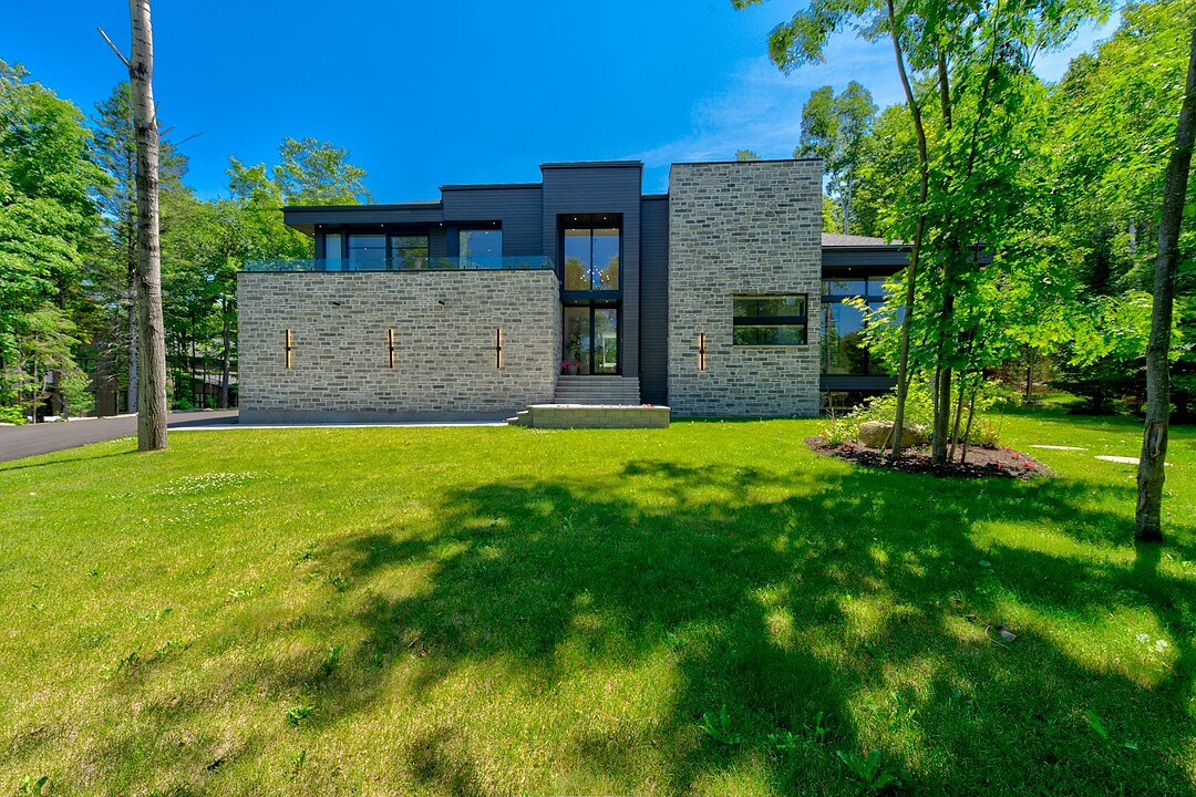 312 Ch. du Versant, Piedmont, Quebec