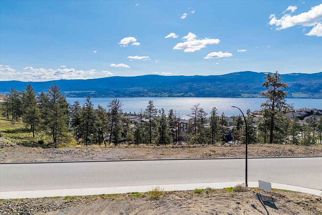 1642 Touriga Place, West Kelowna, British Columbia