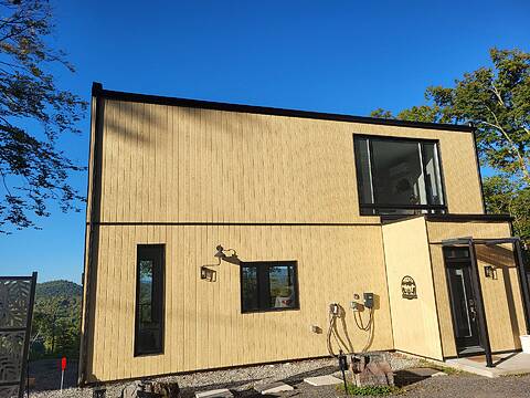 316 Ch. des Grands, La Conception