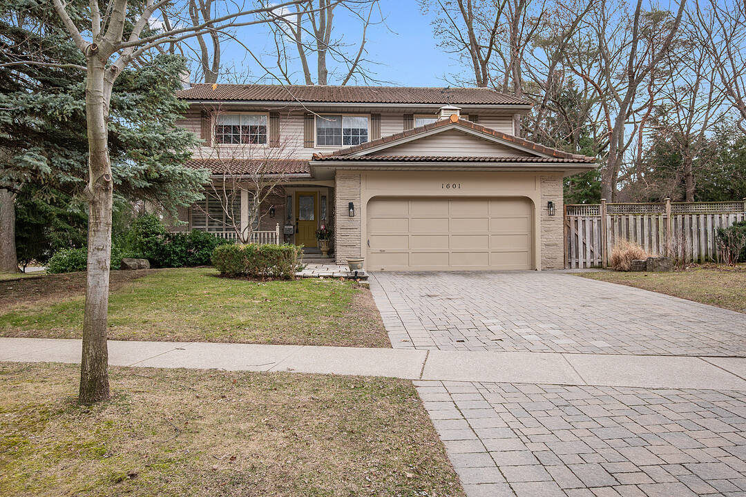 1601 Calumet Place, Mississauga, Ontario