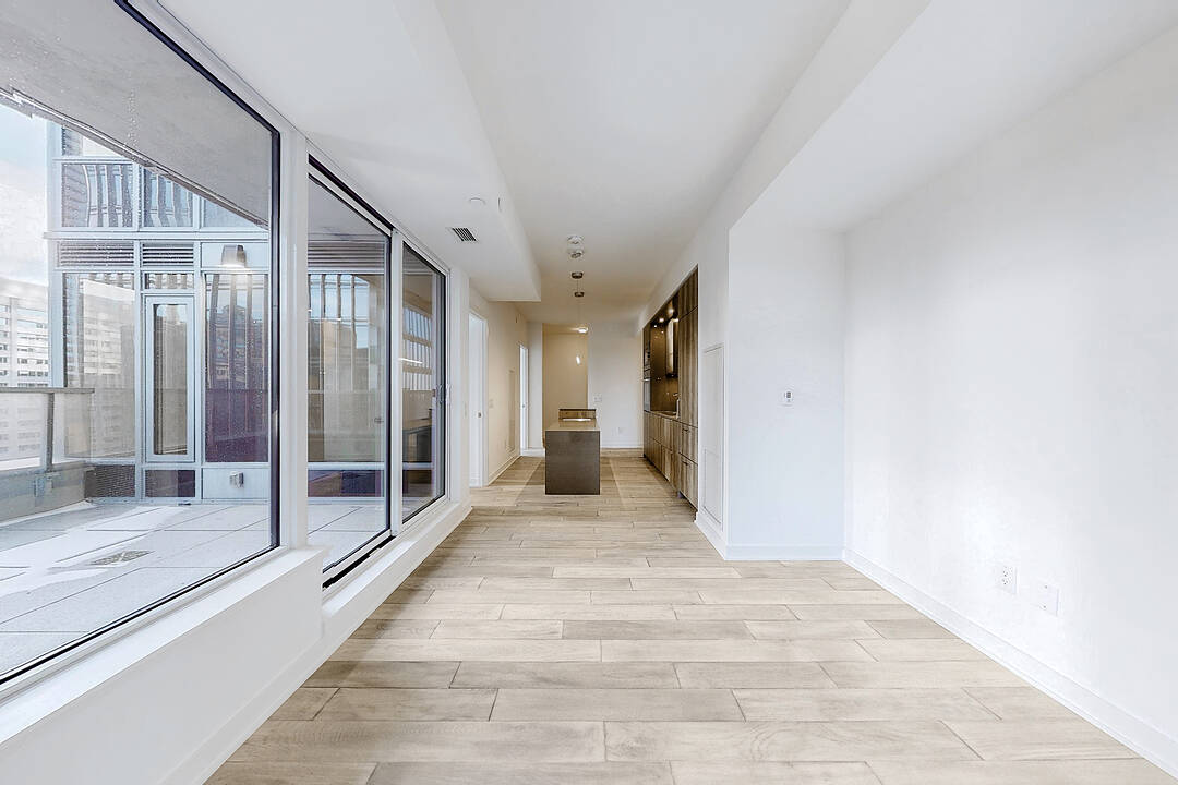 11 Yorkville Ave #1010, Toronto, Ontario