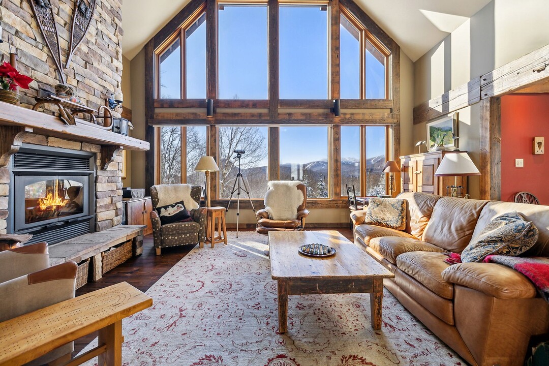 1050 Ch. de la Crête, Lac-Supérieur, Québec