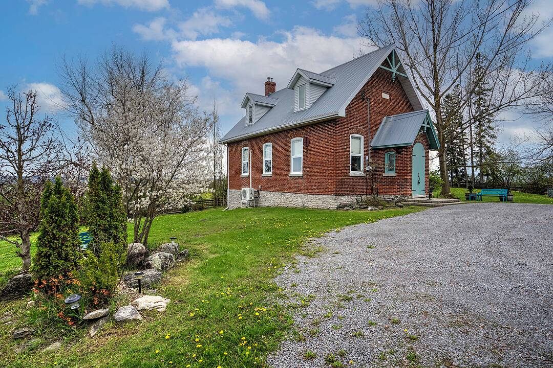 330 Green Road, Stirling-Rawdon, Ontario