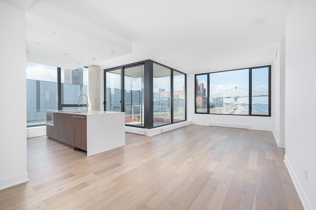 1010 Rue de la Commune E., Apt. 307, Ville-Marie, Québec