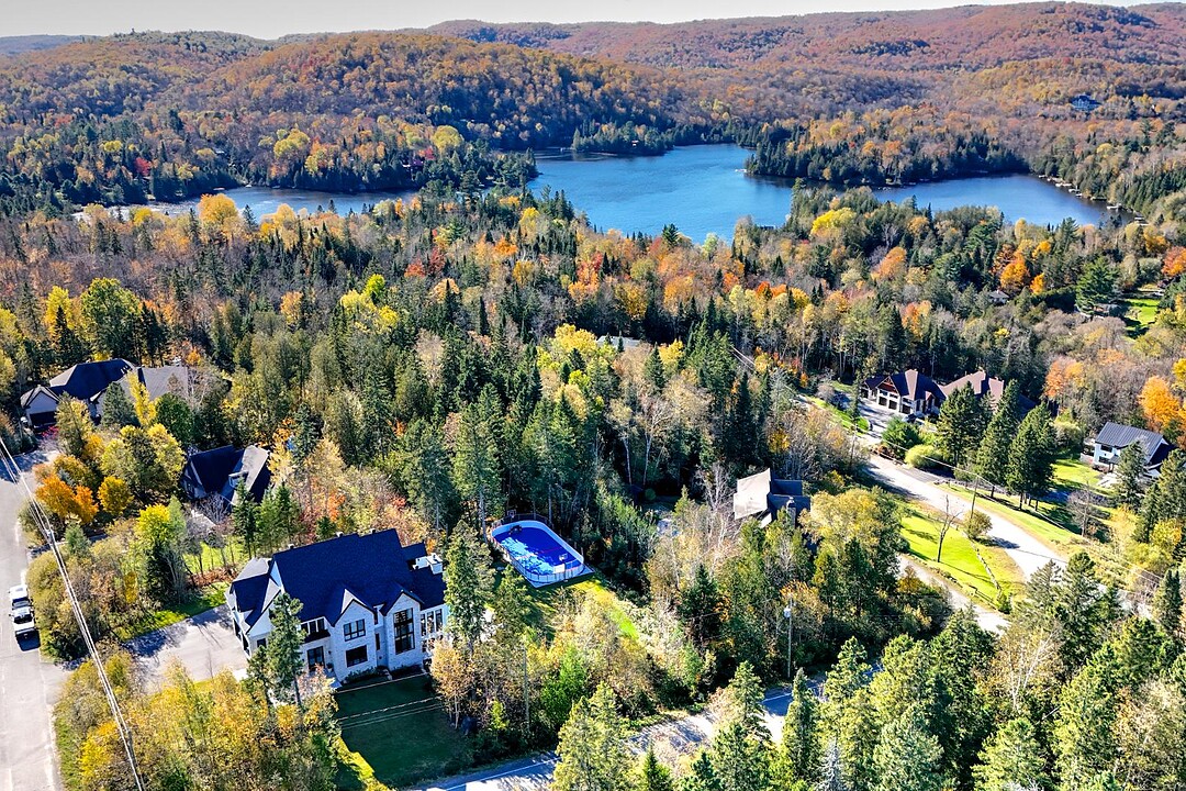10 Rue du Grand Cypress, Morin-Heights, Québec