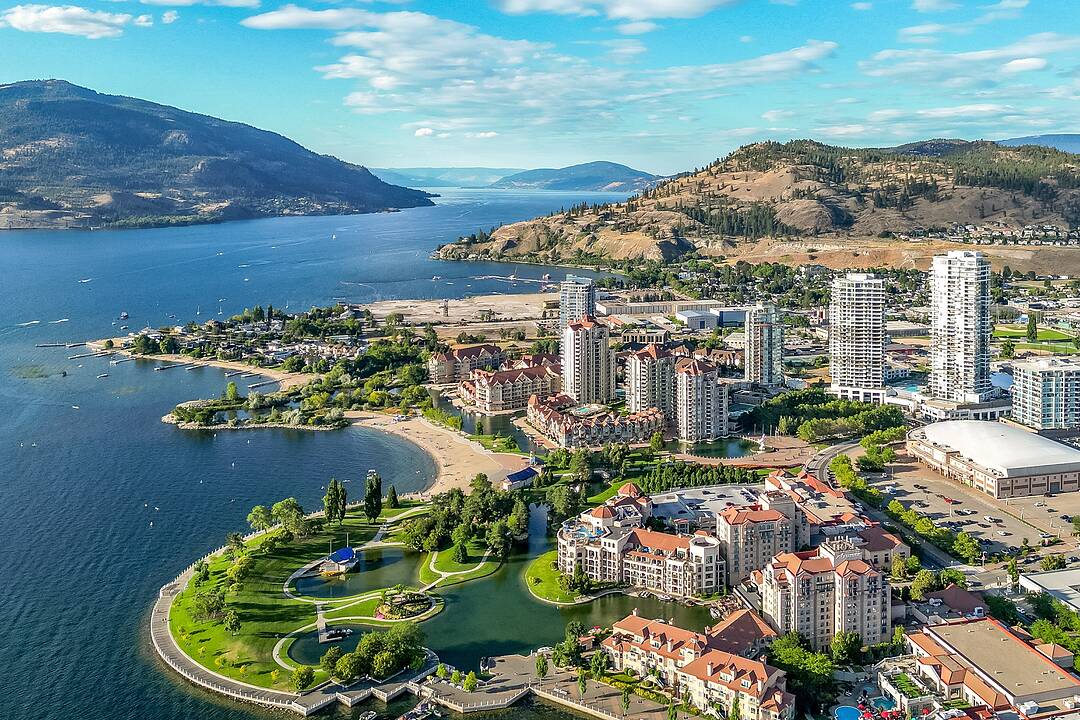 103-1151 Sunset Drive, Kelowna, British Columbia