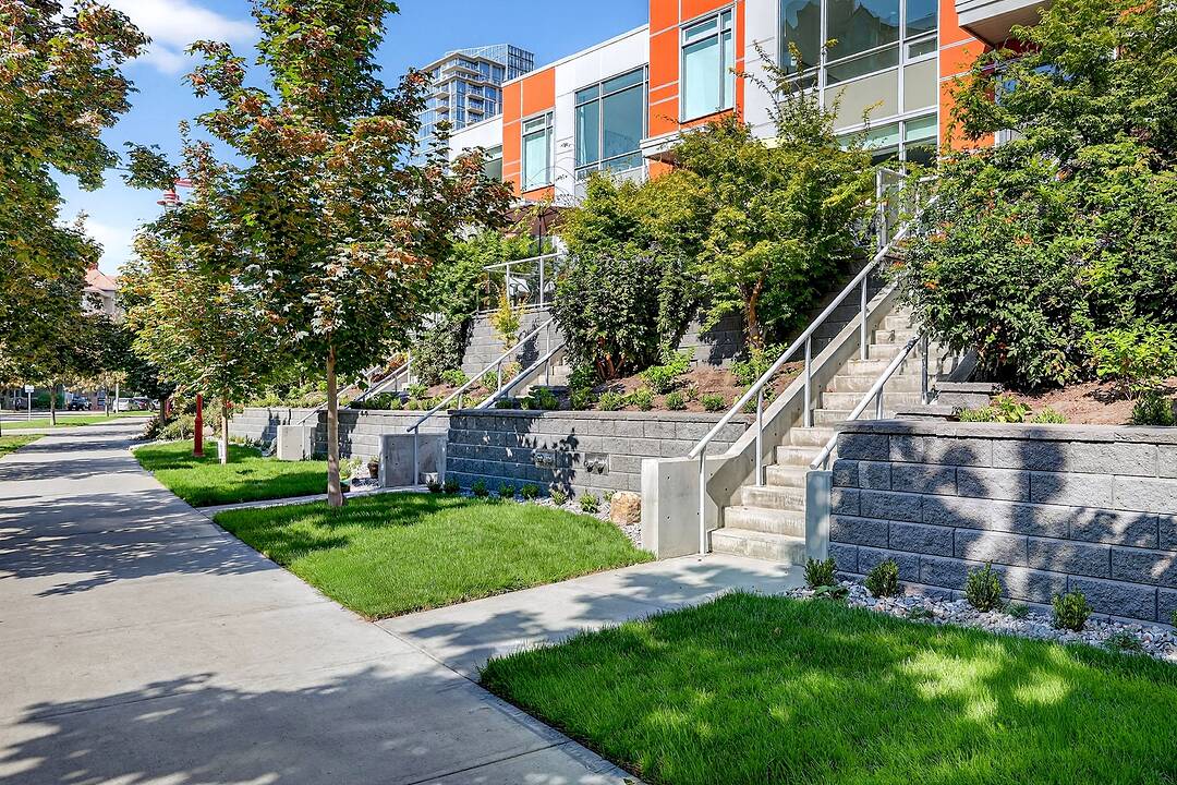 103-1151 Sunset Drive, Kelowna, British Columbia