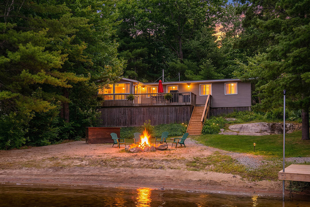 1040 Kahshe, Gravenhurst, Ontario